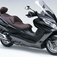 Location de moto et scooter en Corse